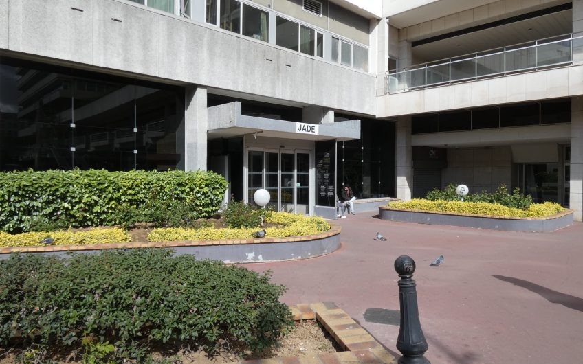 Face à la Butte-aux-Cailles, superbe duplex atypique – Paris 13ème