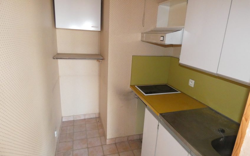 Face à la Butte-aux-Cailles, grand studio transformable en 2 pièces – Paris 13ème