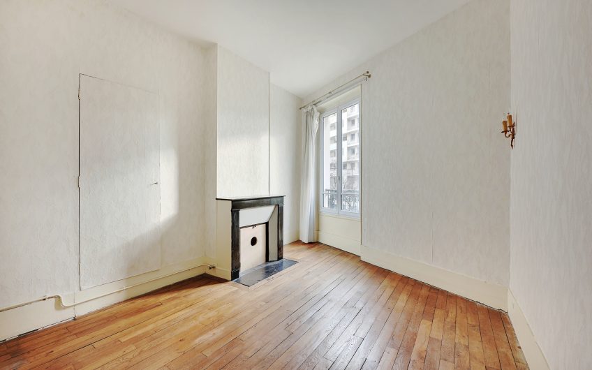 A vendre métro Boucicaut : appartement de 4 pièces à rénover