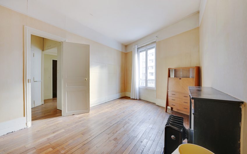 A vendre métro Boucicaut : appartement de 4 pièces à rénover