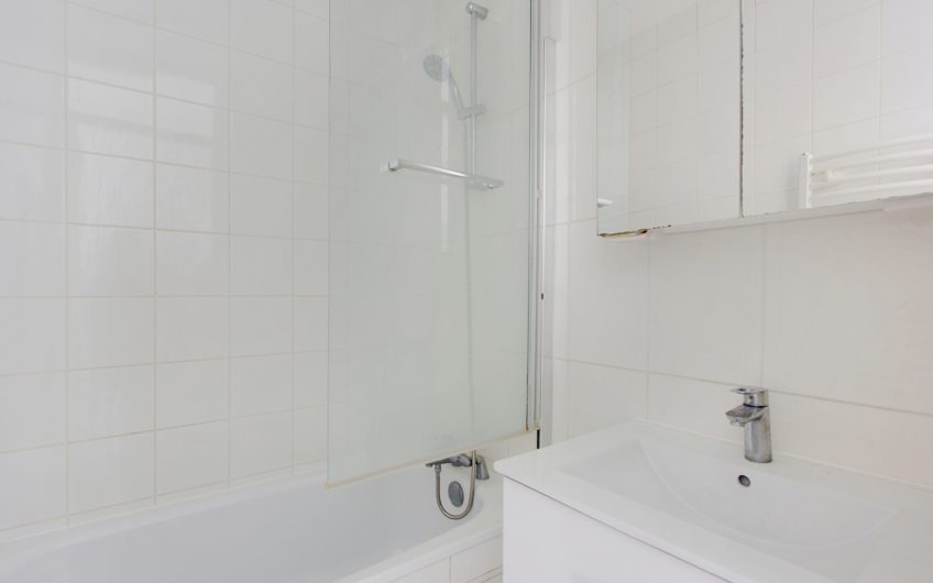 A vendre métro Volontaires : Appartement de 3 pièces en duplex – Paris 15ème