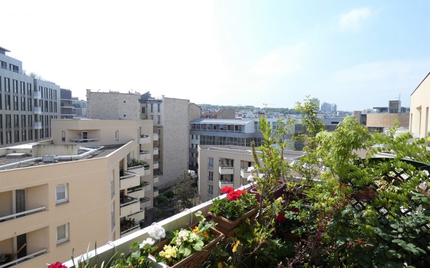 A vendre métro Mairie d’Issy : Appartement de 3-4 pièces au dernier étage – Issy-Les-Moulineaux