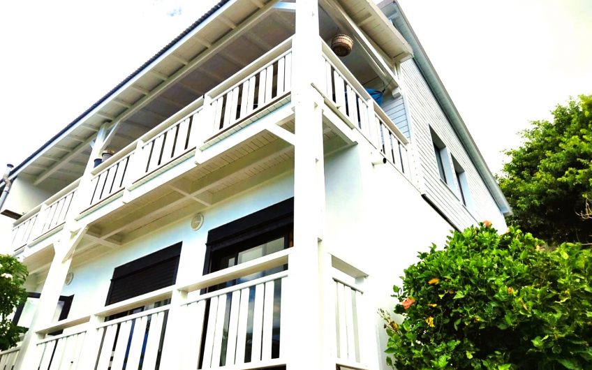 Villa vue dégagée sur l’océan à 180° / 3 chambres – Ile de la Réunion – Les Avirons 97425